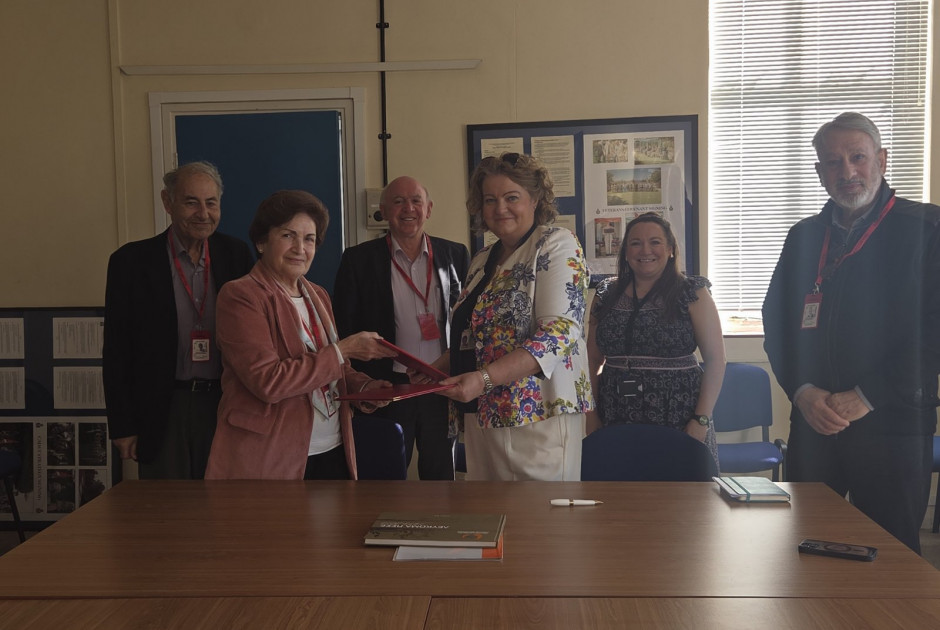 Μνημόνιο Συνεργασίας υπέγραψαν Διοίκηση των Κυρίαρχων Βρετανικών Βάσεων - ΠΣΣΕ