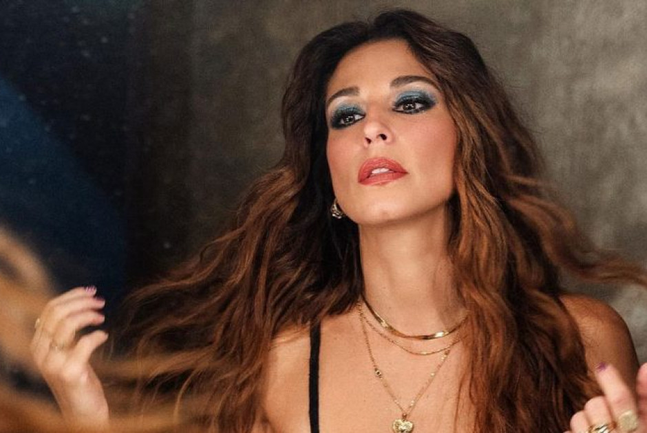 Κατερίνα Παπουτσάκη: Όταν έπαιξα την Αλίκη πονούσα και έκλαιγα λόγω της σκληρής κριτικής