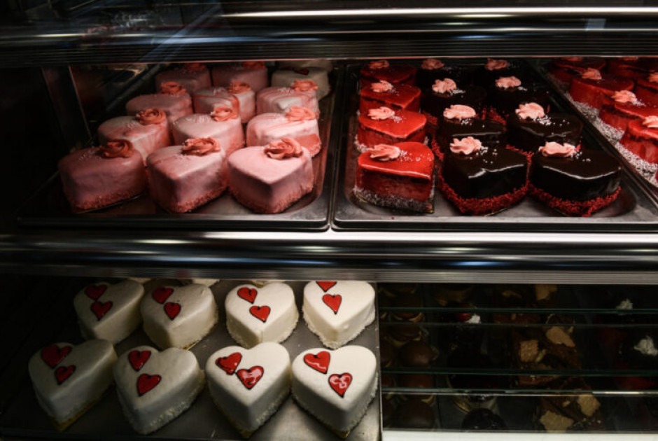 &Pi;&omicron;&iota;&omicron;&iota; &gamma;&iota;&omicron;&rho;&tau;ά&zeta;&omicron;&upsilon;&nu; &sigma;ή&mu;&epsilon;&rho;&alpha;, 3 &Mu;&alpha;&rho;&tau;ί&omicron;&upsilon;