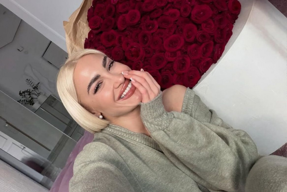 Τούνη: Η πρώτη επέτειος με τον Δημήτρη Σπυριδωνίδη