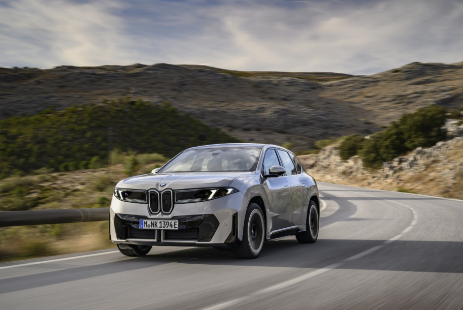 H BMW iX3 είναι το «Αυτοκίνητο της Χρονιάς» από το Top Gear