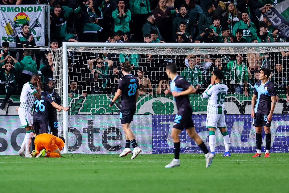 &Delta;&epsilon;&nu; &kappa;&epsilon;&rho;&delta;ί&zeta;&epsilon;&iota; &pi;ά&nu;&tau;&alpha; &omicron; &kappa;&alpha;&lambda;ύ&tau;&epsilon;&rho;&omicron;&sigmaf;