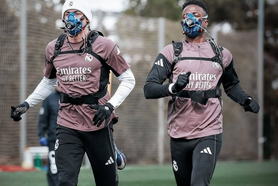 &Rho;&epsilon;ά&lambda; &Mu;&alpha;&delta;&rho;ί&tau;&eta;&sigmaf;: &Alpha;&upsilon;&tau;ό&sigmaf; &epsilon;ί&nu;&alpha;&iota; &omicron; &lambda;ό&gamma;&omicron;&sigmaf; &pi;&omicron;&upsilon; &sigma;&tau;&iota;&sigmaf; &pi;&rho;&omicron;&pi;&omicron;&nu;ή&sigma;&epsilon;&iota;&sigmaf; &omicron;&iota; &pi;&alpha;ί&kappa;&tau;&epsilon;&sigmaf; &phi;&omicron;&rho;&omicron;ύ&nu;&hellip; &mu;ά&sigma;&kappa;&epsilon;&sigmaf; &upsilon;&psi;&omicron;&mu;έ&tau;&rho;&omicron;&upsilon;