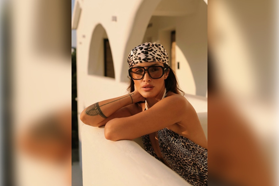 &Sigma;&tau;&omicron; &nu;&omicron;&sigma;&omicron;&kappa;&omicron;&mu;&epsilon;ί&omicron; &eta; &Kappa;ά&lambda;&iota;&alpha; &Epsilon;&lambda;&epsilon;&upsilon;&theta;&epsilon;&rho;ί&omicron;&upsilon;