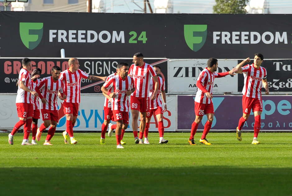 Β' Κατηγορία: Ασταμάτητο το ερυθρόλευκο τρένο (βαθμολογία-αποτελέσματα)