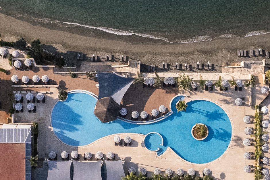 &Tau;&rho;&iota;ή&mu;&epsilon;&rho;&omicron; &Kappa;&alpha;&theta;&alpha;&rho;ά&sigmaf; &Delta;&epsilon;&upsilon;&tau;έ&rho;&alpha;&sigmaf; &mu;&epsilon; &tau;&eta; Louis Hotels