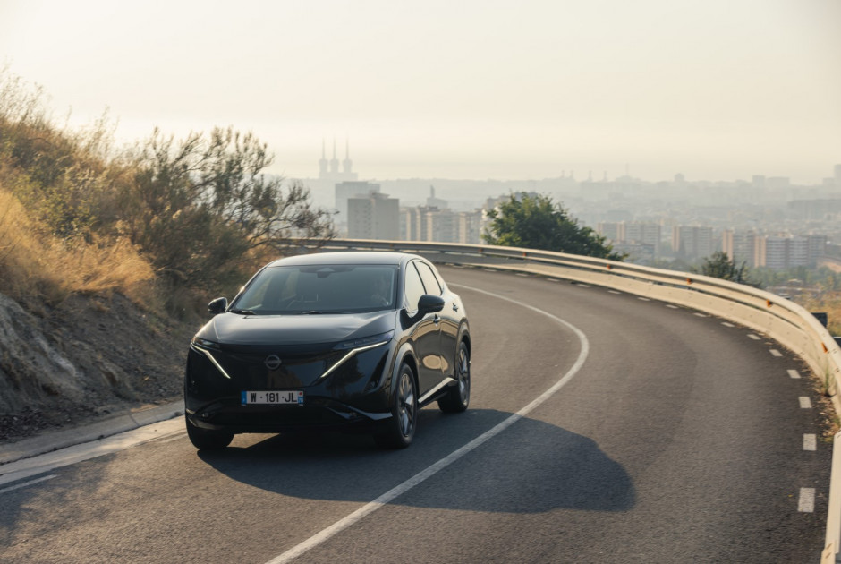 &Tau;&epsilon;&chi;&nu;&omicron;&lambda;&omicron;&gamma;&iota;&kappa;ή &epsilon;&pi;ί&delta;&epsilon;&iota;&xi;&eta; &alpha;&pi;ό &tau;&omicron; &alpha;&mu;&iota;&gamma;ώ&sigmaf; &eta;&lambda;&epsilon;&kappa;&tau;&rho;&iota;&kappa;ό Nissan Ariya