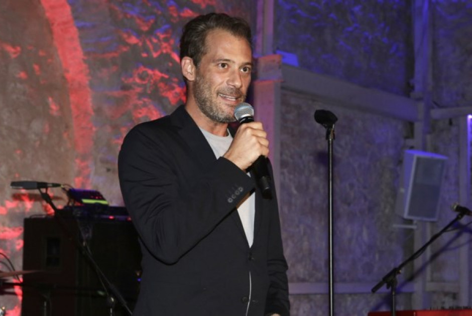 Αντίνοος Αλμπάνης: Συγκινεί η ανάρτηση για τη μάχη του με τον καρκίνο