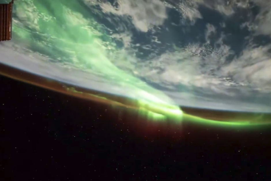 &Epsilon;&nu;&tau;&upsilon;&pi;&omega;&sigma;&iota;&alpha;&kappa;έ&sigmaf; &pi;&rho;ά&sigma;&iota;&nu;&epsilon;&sigmaf; &kappa;&omicron;&rho;&delta;έ&lambda;&epsilon;&sigmaf; &sigma;έ&lambda;&alpha;&omicron;&sigmaf; &laquo;&chi;&omicron;&rho;&epsilon;ύ&omicron;&upsilon;&nu;&raquo; &tau;&eta; &Gamma;&eta; (&Beta;&Iota;&Nu;&Tau;&Epsilon;&Omicron;)