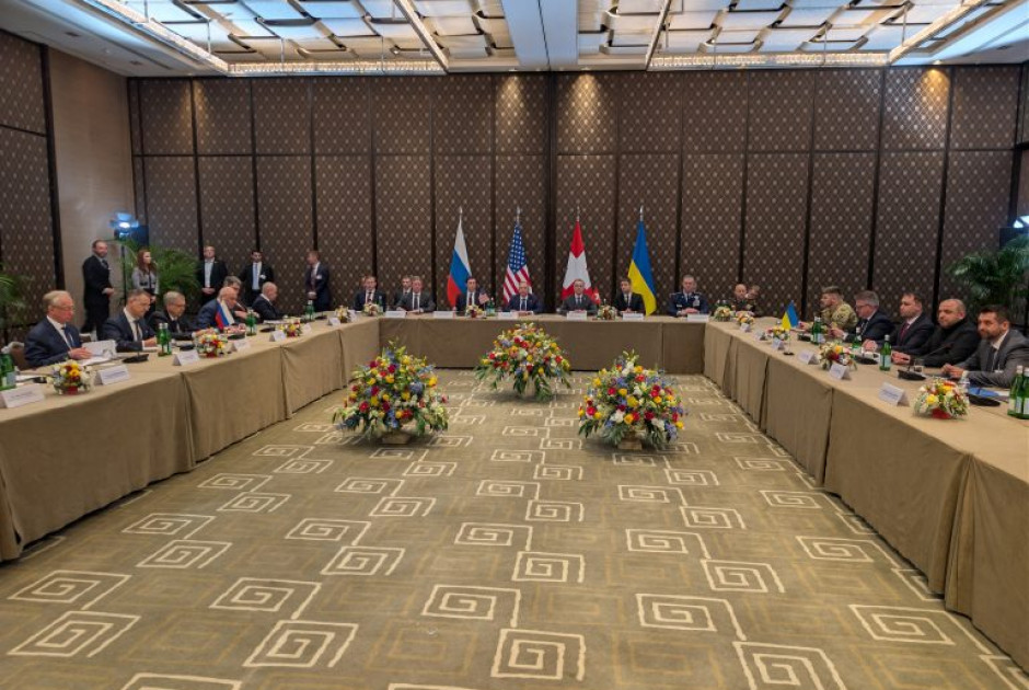 &Xi;&epsilon;&kappa;ί&nu;&eta;&sigma;&alpha;&nu; &omicron;&iota; &nu;έ&epsilon;&sigmaf; &tau;&rho;&iota;&mu;&epsilon;&rho;&epsilon;ί&sigmaf; &delta;&iota;&alpha;&pi;&rho;&alpha;&gamma;&mu;&alpha;&tau;&epsilon;ύ&sigma;&epsilon;&iota;&sigmaf; &Rho;&omega;&sigma;ί&alpha;&sigmaf; - &Omicron;&upsilon;&kappa;&rho;&alpha;&nu;ί&alpha;&sigmaf;