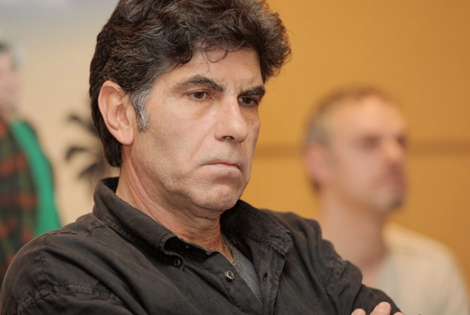 Γιάννης Μπέζος: Τα περιμένουμε όλα από το κράτος λες και είναι ο πατέρας μας