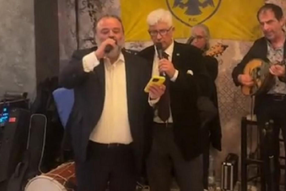 Ο Ηλιόπουλος ερμήνευσε «Της Δικαιοσύνης Ήλιε Νοητέ» και έσπασαν πιάτα στα πόδια του (BINTEO)