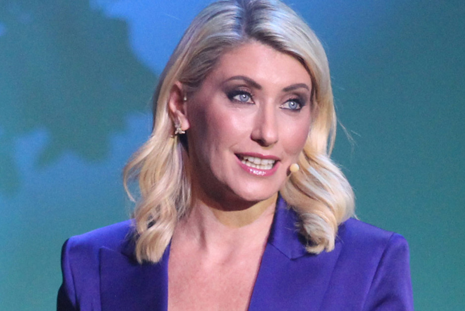 &Pi;&alpha;&rho;&alpha;&mu;έ&nu;&epsilon;&iota; &sigma;&tau;&omicron; &nu;&omicron;&sigma;&omicron;&kappa;&omicron;&mu;&epsilon;ί&omicron; &eta; &Sigma;ί&alpha; &Kappa;&omicron;&sigma;&iota;ώ&nu;&eta;