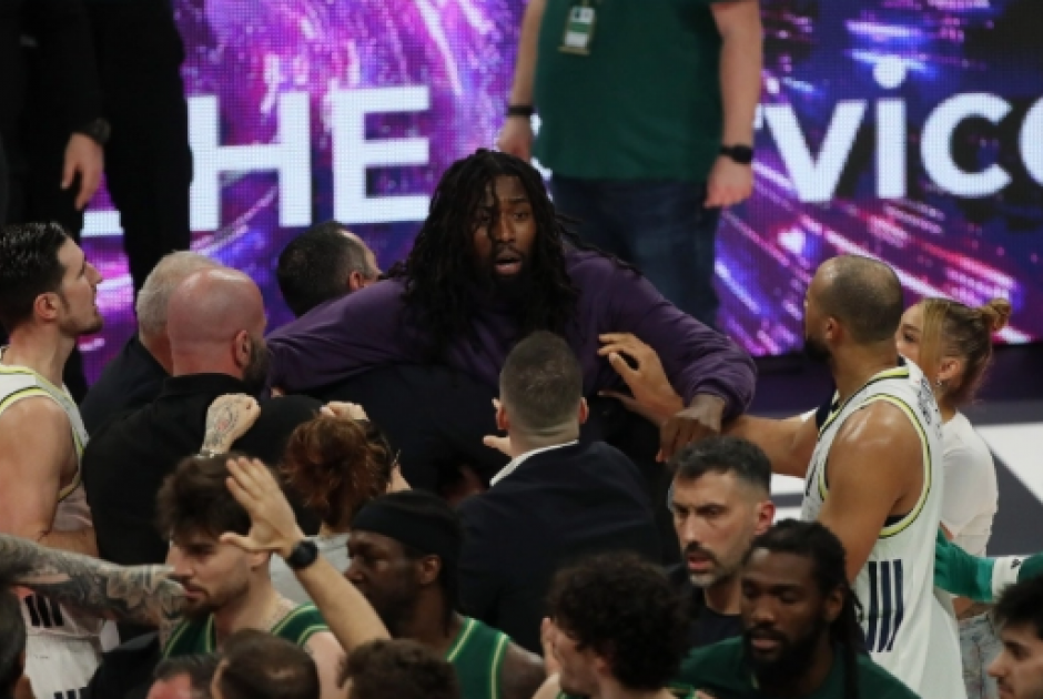 Παναθηναϊκός - Φενέρμπαχτσε: Η τουρκική ομάδα προέβη σε καταγγελίες για τη σύρραξη στο Telekom Center