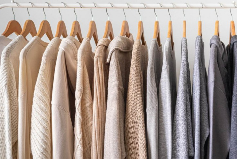 &Sigma;ύ&mu;&phi;&omega;&nu;&alpha; &mu;&epsilon; &tau;&eta;&nu; &Psi;&upsilon;&chi;&omicron;&lambda;&omicron;&gamma;ί&alpha;, &alpha;&upsilon;&tau;ά &epsilon;ί&nu;&alpha;&iota; &tau;&alpha; &chi;&rho;ώ&mu;&alpha;&tau;&alpha; &pi;&omicron;&upsilon; &phi;&omicron;&rho;&omicron;ύ&nu; ά&tau;&omicron;&mu;&alpha; &mu;&epsilon; &chi;&alpha;&mu;&eta;&lambda;ή &alpha;&upsilon;&tau;&omicron;&epsilon;&kappa;&tau;ί&mu;&eta;&sigma;&eta;