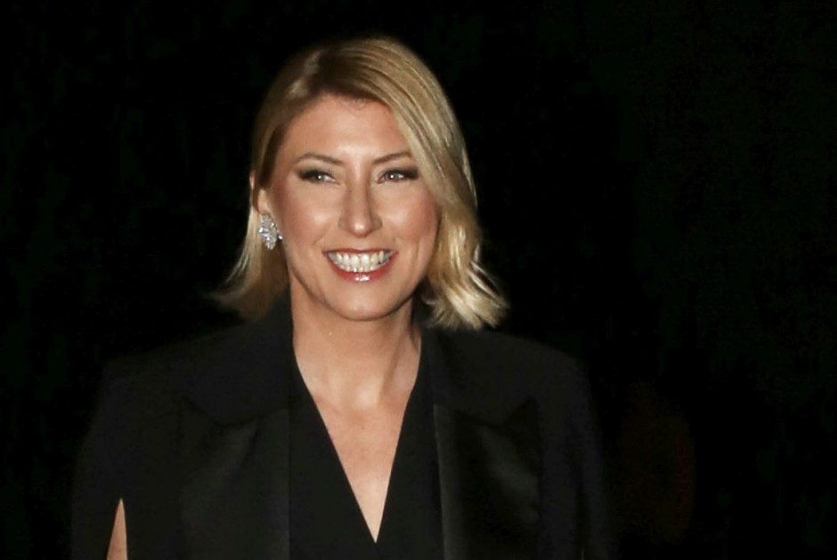 &Eta; &Sigma;ί&alpha; &Kappa;&omicron;&sigma;&iota;ώ&nu;&eta; &pi;ή&rho;&epsilon; &epsilon;&xi;&iota;&tau;ή&rho;&iota;&omicron; &alpha;&pi;ό &tau;&omicron; &nu;&omicron;&sigma;&omicron;&kappa;&omicron;&mu;&epsilon;ί&omicron;