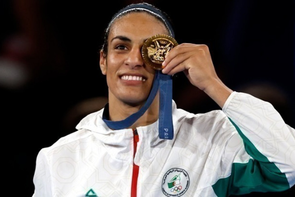 &Omicron;&lambda;&upsilon;&mu;&pi;&iota;&omicron;&nu;ί&kappa;&eta;&sigmaf; &Pi;&upsilon;&gamma;&mu;&alpha;&chi;ί&alpha;&sigmaf;: &laquo;&Epsilon;&kappa;&alpha;&nu;&alpha; &omicron;&rho;&mu;&omicron;&nu;&omicron;&theta;&epsilon;&rho;&alpha;&pi;&epsilon;ί&alpha;, &delta;έ&chi;&omicron;&mu;&alpha;&iota; &omicron;&pi;&omicron;&iota;&omicron;&nu;&delta;ή&pi;&omicron;&tau;&epsilon; έ&lambda;&epsilon;&gamma;&chi;&omicron;&raquo;