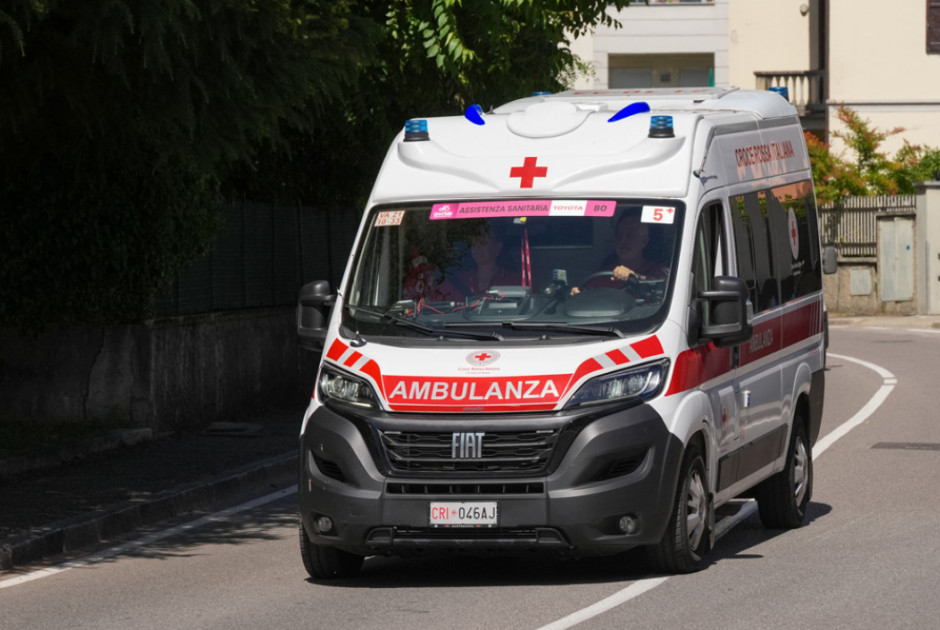 Οδηγός ασθενοφόρου ύποπτος για τον θάνατο 5 ασθενών