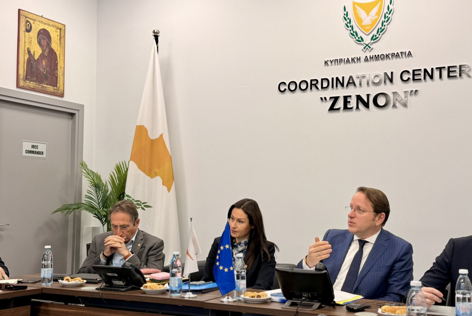 &Beta;ά&rho;&chi;&epsilon;&lambda;&iota;: &Pi;&lambda;ή&rho;&eta;&sigmaf; &alpha;&lambda;&lambda;&eta;&lambda;&epsilon;&gamma;&gamma;ύ&eta; &tau;&eta;&sigmaf; &Kappa;&omicron;&mu;&iota;&sigma;&iota;ό&nu; &sigma;&tau;&eta;&nu; &Kappa;ύ&pi;&rho;&omicron; &gamma;&iota;&alpha; &tau;&omicron;&nu; &alpha;&phi;&theta;ώ&delta;&eta;