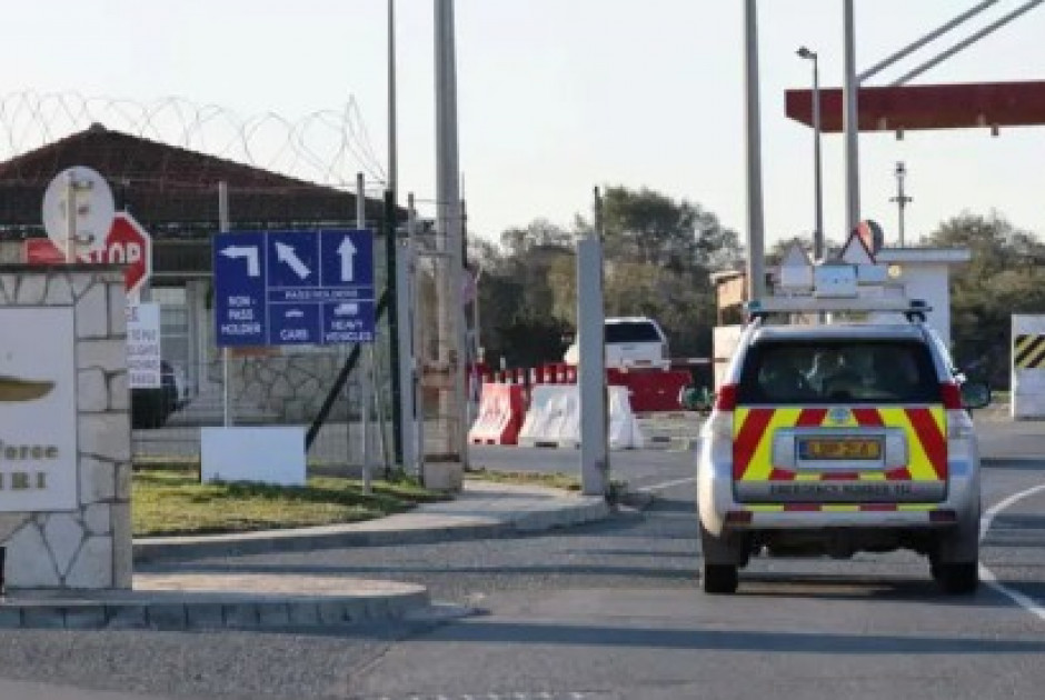 Ακρωτήρι: Παραμένει υπό εκκένωση μέχρι την Παρασκευή