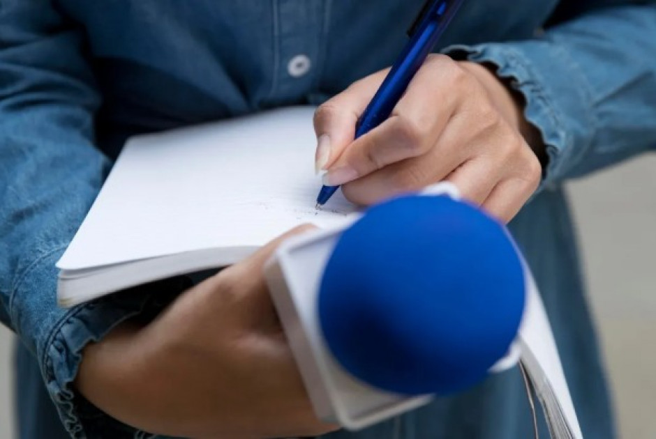 &Pi;&epsilon;&nu;&tau;ά&gamma;&omega;&nu;&omicron; &sigma;&phi;ί&gamma;&gamma;&epsilon;&iota; &tau;&omicron;&nu; &kappa;&lambda;&omicron;&iota;ό &sigma;&tau;&alpha; &Mu;&Mu;&Epsilon;: &Nu;έ&omicron;&iota; &alpha;&upsilon;&sigma;&tau;&eta;&rho;&omicron;ί &pi;&epsilon;&rho;&iota;&omicron;&rho;&iota;&sigma;&mu;&omicron;ί &kappa;&alpha;&iota; &laquo;&kappa;&lambda;&epsilon;ί&sigma;&iota;&mu;&omicron;&raquo; &tau;&omicron;&upsilon; &delta;&iota;&alpha;&delta;&rho;ό&mu;&omicron;&upsilon; &alpha;&nu;&tau;&alpha;&pi;&omicron;&kappa;&rho;