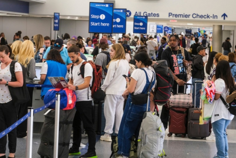 &Tau;&alpha;&xi;&iota;&delta;&iota;&omega;&tau;&iota;&kappa;ό&sigmaf; &laquo;&phi;&rho;έ&nu;&omicron;&raquo; &gamma;&iota;&alpha; &Alpha;ί&gamma;&upsilon;&pi;&tau;&omicron;, &Tau;&omicron;&upsilon;&rho;&kappa;ί&alpha; &kappa;&alpha;&iota; &Kappa;ύ&pi;&rho;&omicron; &alpha;&pi;ό &tau;&omicron; University of Texas