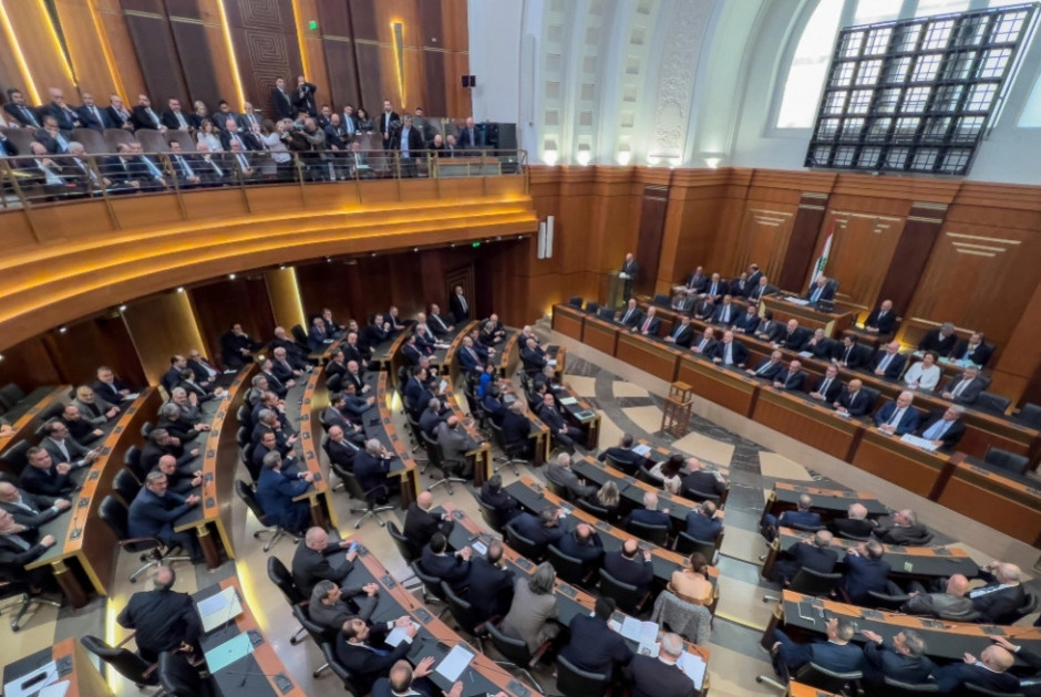 &Lambda;ί&beta;&alpha;&nu;&omicron;&sigmaf;: &Alpha;&nu;&alpha;&beta;&lambda;ή&theta;&eta;&kappa;&alpha;&nu; &omicron;&iota; &beta;&omicron;&upsilon;&lambda;&epsilon;&upsilon;&tau;&iota;&kappa;έ&sigmaf; &epsilon;&kappa;&lambda;&omicron;&gamma;έ&sigmaf; &gamma;&iota;&alpha; &delta;ύ&omicron; &chi;&rho;ό&nu;&iota;&alpha;