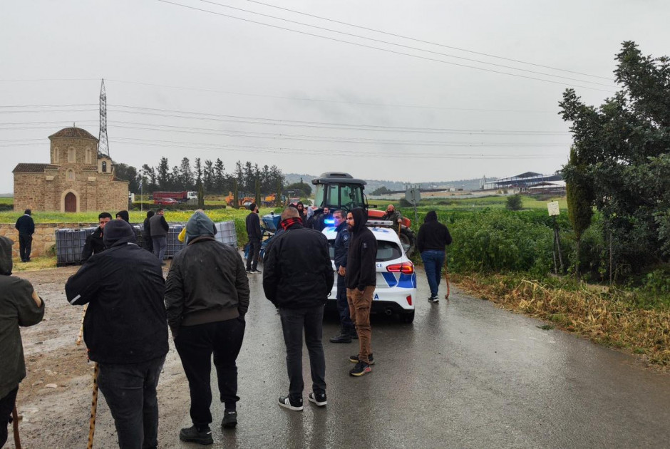 Αύριο στους δρόμους οι κτηνοτρόφοι: Κατασκηνώνουν επ' αόριστο στο Προεδρικό (ΒΙΝΤΕΟ)