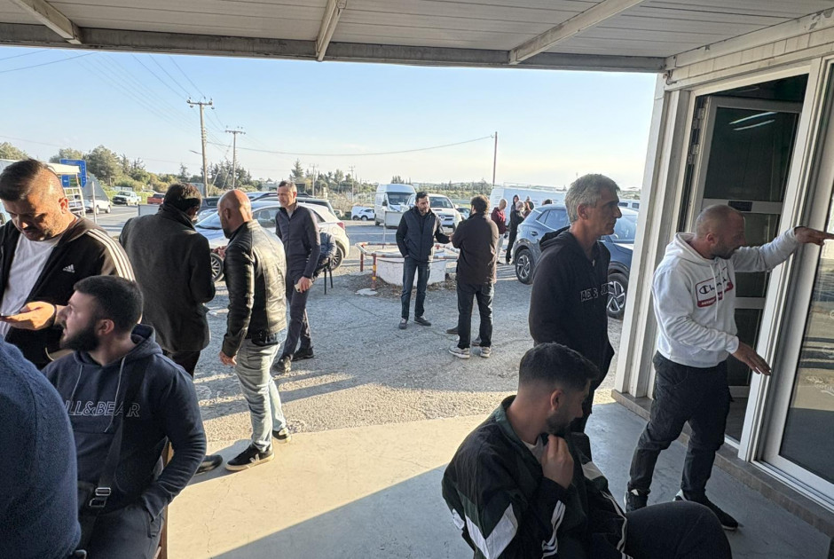 &Kappa;&tau;&eta;&nu;&omicron;&tau;&rho;ό&phi;&omicron;&iota;: &Alpha;&nu;&alpha;&mu;έ&nu;&omicron;&upsilon;&nu; &alpha;&pi;ά&nu;&tau;&eta;&sigma;&eta; &alpha;&pi;ό &tau;&eta;&nu; &Kappa;&omicron;&mu;&iota;&sigma;&iota;ό&nu; &gamma;&iota;&alpha; &tau;&epsilon;&rho;&mu;&alpha;&tau;&iota;&sigma;&mu;ό &tau;&eta;&sigmaf; &theta;&alpha;&nu;ά&tau;&omega;&sigma;&eta;&sigmaf; &upsilon;&gamma;&iota;ώ&nu; &zeta;ώ&omega;&nu;