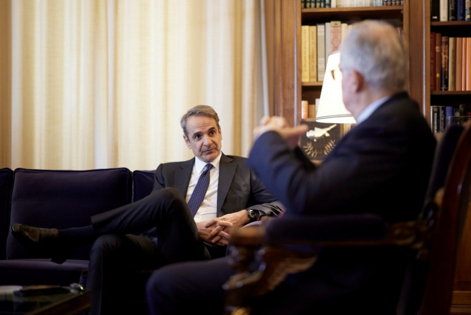 &Epsilon;&lambda;&lambda;&eta;&nu;&iota;&kappa;ή &Kappa;&upsilon;&beta;έ&rho;&nu;&eta;&sigma;&eta;: &Lambda;&alpha;&mu;&beta;ά&nu;&epsilon;&iota; &mu;έ&tau;&rho;&alpha; &kappa;&alpha;&tau;ά &tau;&eta;&sigmaf; &alpha;&iota;&sigma;&chi;&rho;&omicron;&kappa;έ&rho;&delta;&epsilon;&iota;&alpha;&sigmaf; - &Pi;&lambda;&alpha;&phi;ό&nu; &sigma;&epsilon; &kappa;&alpha;ύ&sigma;&iota;&mu;&alpha;, &tau;&rho;ό&phi;&iota;&mu;&alpha; &kappa;&alpha;&iota; &epsilon;&iota;&delta;ή &pi;&rho;ώ