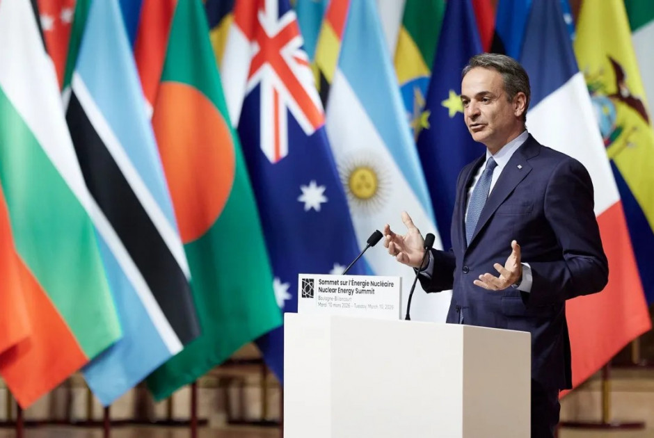 &Mu;&eta;&tau;&sigma;&omicron;&tau;ά&kappa;&eta;&sigmaf; &sigma;&tau;&omicron; &Pi;&alpha;&rho;ί&sigma;&iota;: &Eta; &Epsilon;&lambda;&lambda;ά&delta;&alpha; &epsilon;&pi;έ&nu;&delta;&upsilon;&sigma;&epsilon; &sigma;&epsilon; &Alpha;&Pi;&Epsilon;