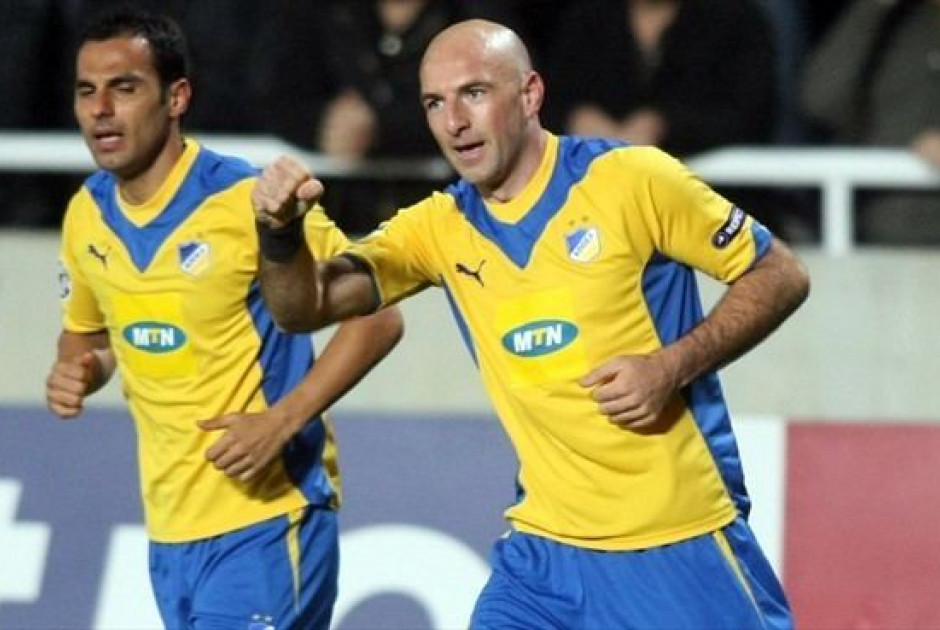 &Pi;&rho;ώ&eta;&nu; &pi;&omicron;&delta;&omicron;&sigma;&phi;&alpha;&iota;&rho;&iota;&sigma;&tau;ή&sigmaf; &tau;&omicron;&upsilon; &Alpha;&Pi;&Omicron;&Epsilon;&Lambda; &pi;&rho;ό&sigma;&phi;&epsilon;&rho;&epsilon; &sigma;&tau;&eta;&nu; &omicron;&mu;ά&delta;&alpha; 10 &epsilon;&upsilon;&rho;ώ