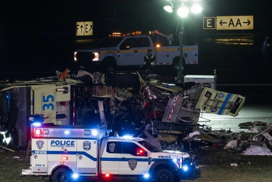 Επιβάτιδα από τη σύγκρουση του αεροσκάφους στη Νέα Υόρκη: «Δεν θα ήμουν εδώ αν ο πιλότος δεν είχε ενεργήσει γρήγορα»