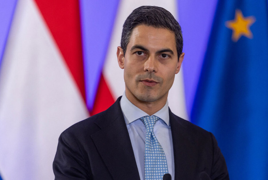 &Pi;&rho;&omega;&theta;&upsilon;&pi;&omicron;&upsilon;&rho;&gamma;ό&sigmaf; &Omicron;&lambda;&lambda;&alpha;&nu;&delta;ί&alpha;&sigmaf;: &Eta; &alpha;&sigma;&phi;ά&lambda;&epsilon;&iota;&alpha; &tau;&eta;&sigmaf; &Kappa;ύ&pi;&rho;&omicron;&upsilon; &epsilon;ί&nu;&alpha;&iota; &alpha;&sigma;&phi;ά&lambda;&epsilon;&iota;&alpha; &mu;&alpha;&sigmaf;