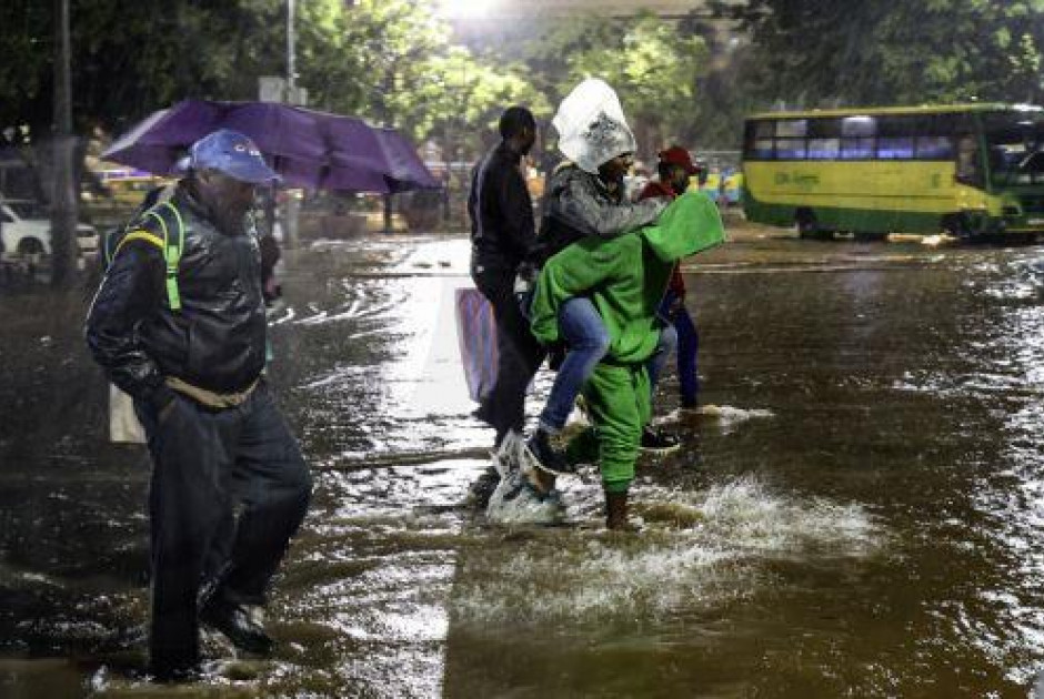 Τραγωδία στο Ναϊρόμπι: 10 νεκροί μετά από ξαφνικές πλημμύρες