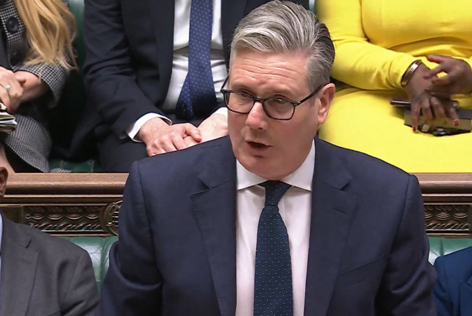 Στάρμερ: Οι βρετανικές βάσεις στην Κύπρο δεν χρησιμοποιούνται από αμερικανικά βομβαρδιστικά