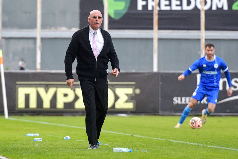 Aποχώρησε από την ΑΠΕΑ ο Στιβ Κωνσταντινίδης και ανέλαβε Εθνική ομάδα!