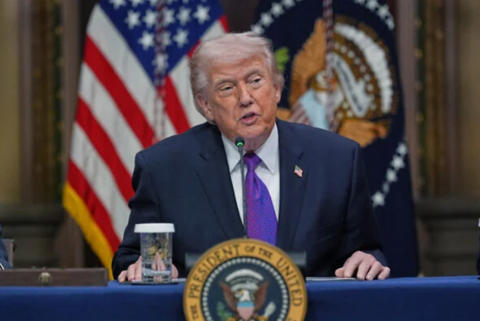 Τραμπ: Εταιρείες αμυντικής βιομηχανίας στις ΗΠΑ θα «τετραπλασιάσουν» την παραγωγή όπλων