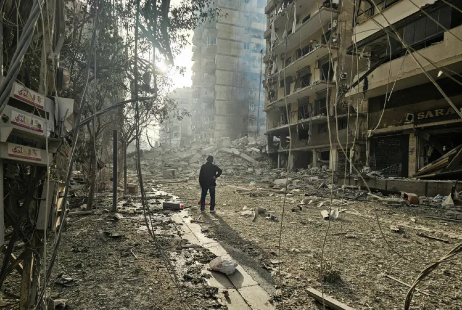 LIVE &Mu;. &Alpha;&nu;&alpha;&tau;&omicron;&lambda;ή / Ό&tau;&alpha;&nu; &tau;&omicron; &pi;&epsilon;&tau;&rho;έ&lambda;&alpha;&iota;&omicron; &alpha;&nu;&epsilon;&beta;&alpha;ί&nu;&epsilon;&iota; &epsilon;&mu;&epsilon;ί&sigmaf; &beta;&gamma;ά&zeta;&omicron;&upsilon;&mu;&epsilon; &chi;&rho;ή&mu;&alpha;, &lambda;έ&epsilon;&iota; &omicron; &Tau;&rho;&alpha;&mu;&pi; &ndash; &Theta;&alpha; &epsilon;&kappa;&delta;&iota;&kappa;&eta;&theta;&omicron;ύ&mu;&epsilon; &gamma;&iota;