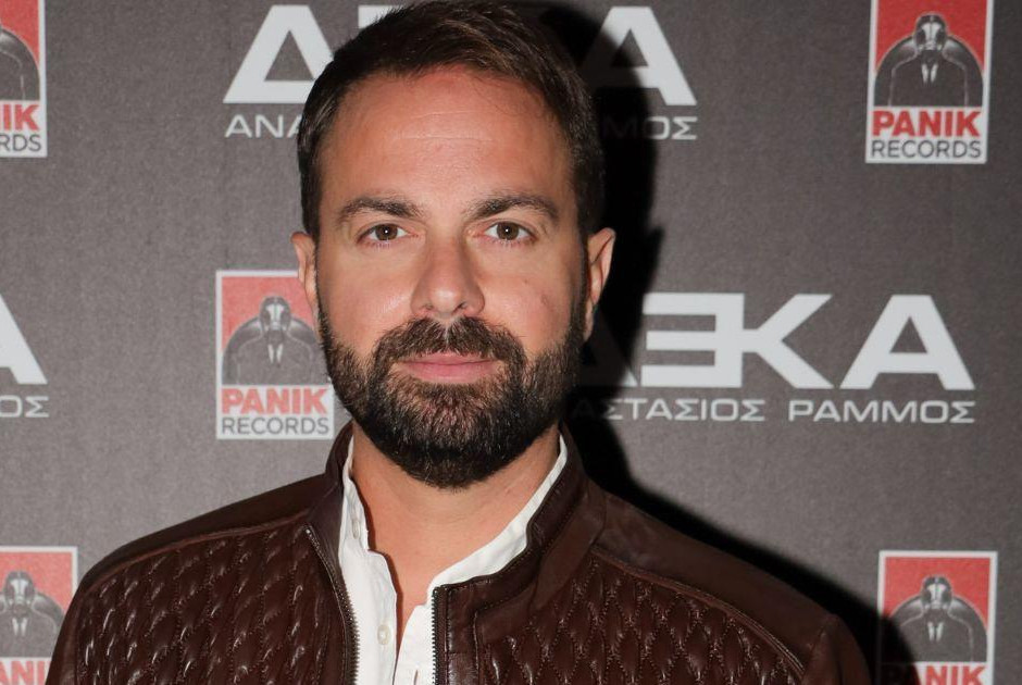 &Eta;&lambda;ί&alpha;&sigmaf; &Beta;&rho;&epsilon;&tau;&tau;ό&sigmaf;: Έ&nu;&tau;&alpha;&sigma;&eta; &sigma;&epsilon; live &tau;&omicron;&upsilon; &sigma;&tau;&eta;&nu; &Kappa;ύ&pi;&rho;&omicron;