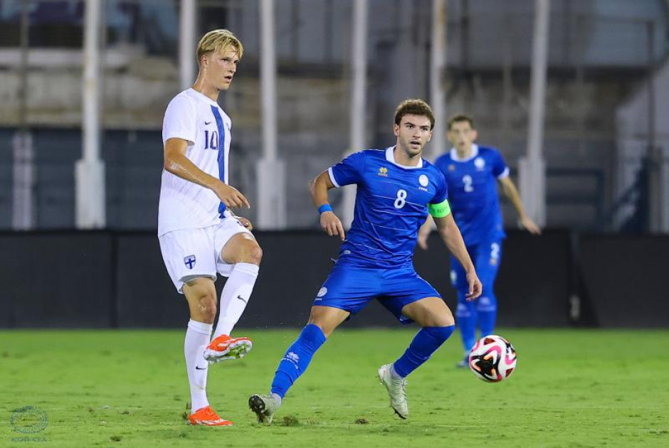 &Epsilon;&theta;&nu;&iota;&kappa;ή &Epsilon;&lambda;&pi;ί&delta;&omega;&nu;: &Sigma;&tau;&omicron; &Alpha;&Epsilon;&Kappa; &Alpha;&rho;έ&nu;&alpha; &mu;&epsilon; &Iota;&sigma;&pi;&alpha;&nu;ί&alpha;, &sigma;&tau;&omicron; &Tau;ά&mu;&pi;&epsilon;&rho;&epsilon; &mu;&epsilon; &Phi;&iota;&nu;&lambda;&alpha;&nu;&delta;ί&alpha;