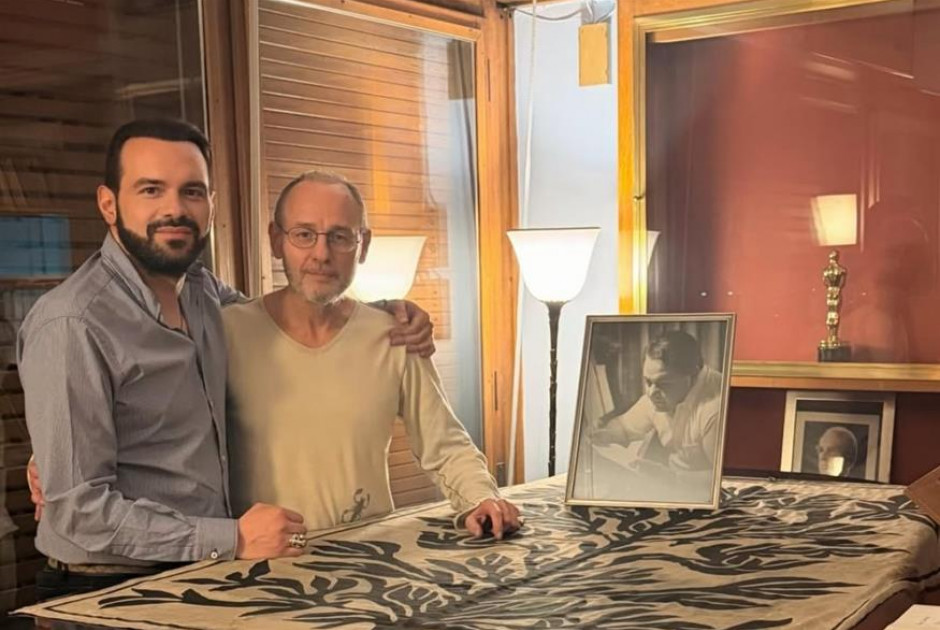 &Mu;ά&nu;&omicron;&sigmaf; &Chi;&alpha;&tau;&zeta;&iota;&delta;ά&kappa;&iota;&sigmaf;: &Alpha;&kappa;&upsilon;&kappa;&lambda;&omicron;&phi;ό&rho;&eta;&tau;&omicron; έ&rho;&gamma;&omicron; &tau;&omicron;&upsilon; έ&rho;&chi;&epsilon;&tau;&alpha;&iota; &sigma;&tau;&omicron; &phi;&omega;&sigmaf; &mu;&epsilon;&tau;ά &alpha;&pi;ό &sigma;&chi;&epsilon;&delta;ό&nu; 30 &chi;&rho;ό&nu;&iota;&alpha;