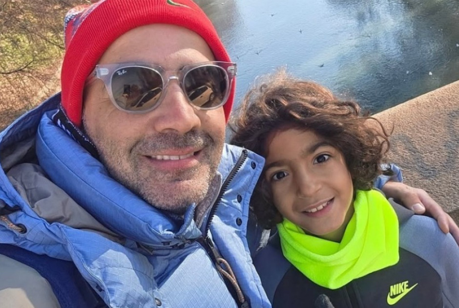 &Mu;&iota;&chi;ά&lambda;&eta;&sigmaf; &Sigma;&omicron;&phi;&omicron;&kappa;&lambda;έ&omicron;&upsilon;&sigmaf;: &Pi;&epsilon;&rho;ή&phi;&alpha;&nu;&omicron;&sigmaf; &gamma;&iota;&alpha; &tau;&omicron;&nu; &gamma;&iota;&omicron; &tau;&omicron;&upsilon;