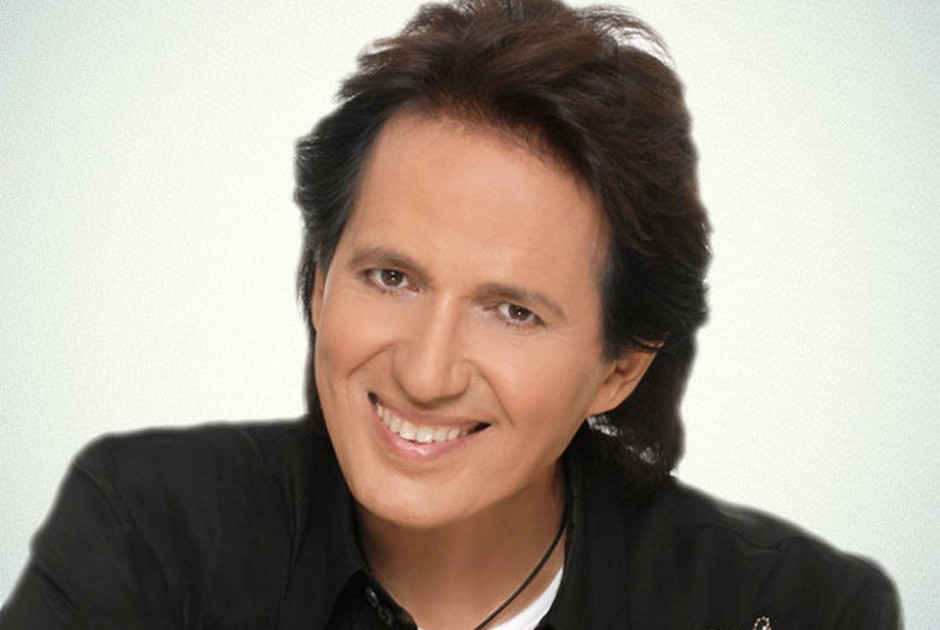 &Omicron; &Pi;&alpha;&sigma;&chi;ά&lambda;&eta;&sigmaf; &gamma;&iota;&alpha; &tau;&omicron; &pi;&alpha;&iota;&delta;ί &pi;&omicron;&upsilon; &alpha;&pi;έ&kappa;&tau;&eta;&sigma;&epsilon; &alpha;&pi;ό &epsilon;&xi;&omega;&sigma;&upsilon;&zeta;&upsilon;&gamma;&iota;&kappa;ή &sigma;&chi;έ&sigma;&eta;: &Pi;&epsilon;&rho;&iota;&mu;έ&nu;&omicron;&upsilon;&mu;&epsilon; &mu;&epsilon;&gamma;ά&lambda;&epsilon;&sigmaf; &alpha;&nu;&alpha;&tau;&rho;&omicron;&pi;έ&sigmaf; &kappa;&alpha;&iota; &epsilon;&kappa;&pi;&lambda;ή&xi;