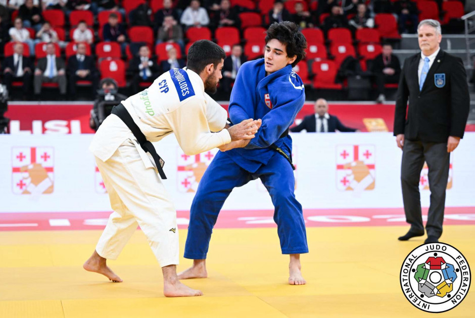 &Alpha;&nu;&alpha;&rho;&rho;&iota;&chi;ή&theta;&eta;&kappa;&epsilon; &sigma;&tau;&omicron; &Nu;&omicron;29 &tau;&eta;&sigmaf; &pi;&alpha;&gamma;&kappa;ό&sigma;&mu;&iota;&alpha;&sigmaf; &kappa;&alpha;&tau;ά&tau;&alpha;&xi;&eta;&sigmaf; &omicron; &Pi;έ&tau;&rho;&omicron;&sigmaf; &Chi;&rho;&iota;&sigma;&tau;&omicron;&delta;&omicron;&upsilon;&lambda;ί&delta;&eta;&sigmaf;