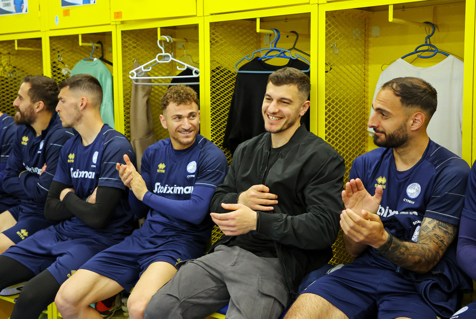 Η ανακοίνωση της ανανέωσης στους διεθνείς μας (ΒΙΝΤΕΟ)