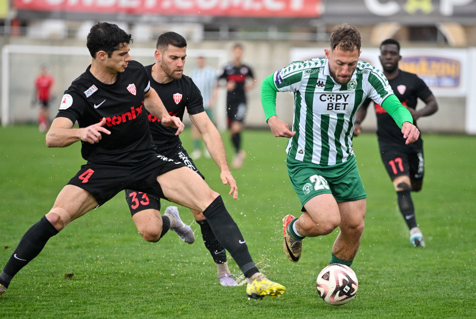 Iσόπαλο το ντέρμπι στη Β' Κατηγορία