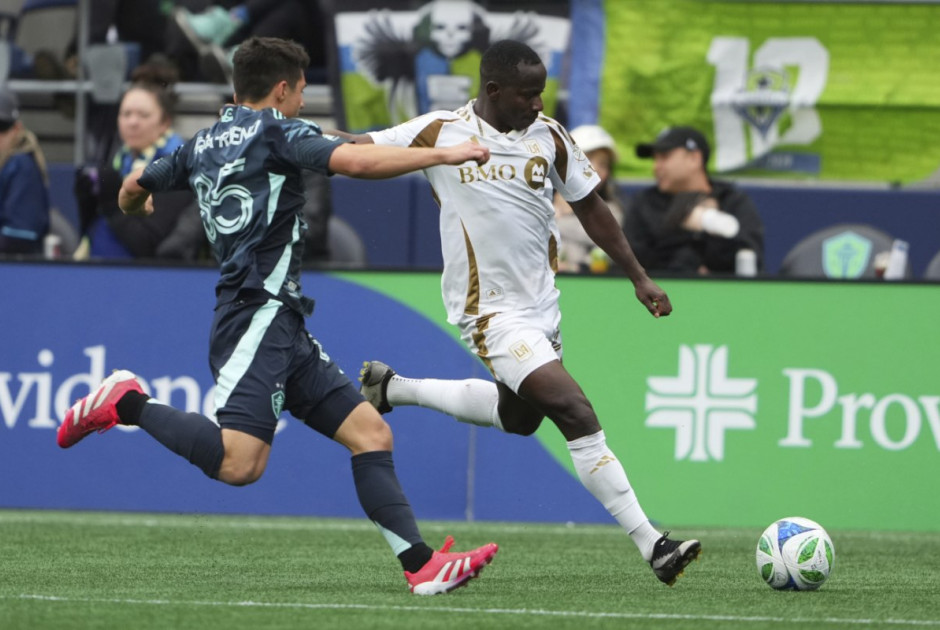 &Chi;&alpha;&mu;ό&sigmaf; &sigma;&tau;&omicron; &alpha;&mu;&epsilon;&rho;&iota;&kappa;&alpha;&nu;&iota;&kappa;ό &pi;&omicron;&delta;ό&sigma;&phi;&alpha;&iota;&rho;&omicron;: &Iota;&sigma;ό&beta;&iota;&epsilon;&sigmaf; &tau;&iota;&mu;&omega;&rho;ί&epsilon;&sigmaf; &sigma;&epsilon; &delta;ύ&omicron; &Gamma;&kappa;&alpha;&nu;έ&zeta;&omicron;&upsilon;&sigmaf; &pi;&alpha;ί&kappa;&tau;&epsilon;&sigmaf; &gamma;&iota;&alpha; &sigma;&tau;&omicron;&iota;&chi;&eta;&mu;&alpha;&tau;&iota;&sigma;&mu;ό &sigma;&epsilon; &alpha;&gamma;ώ