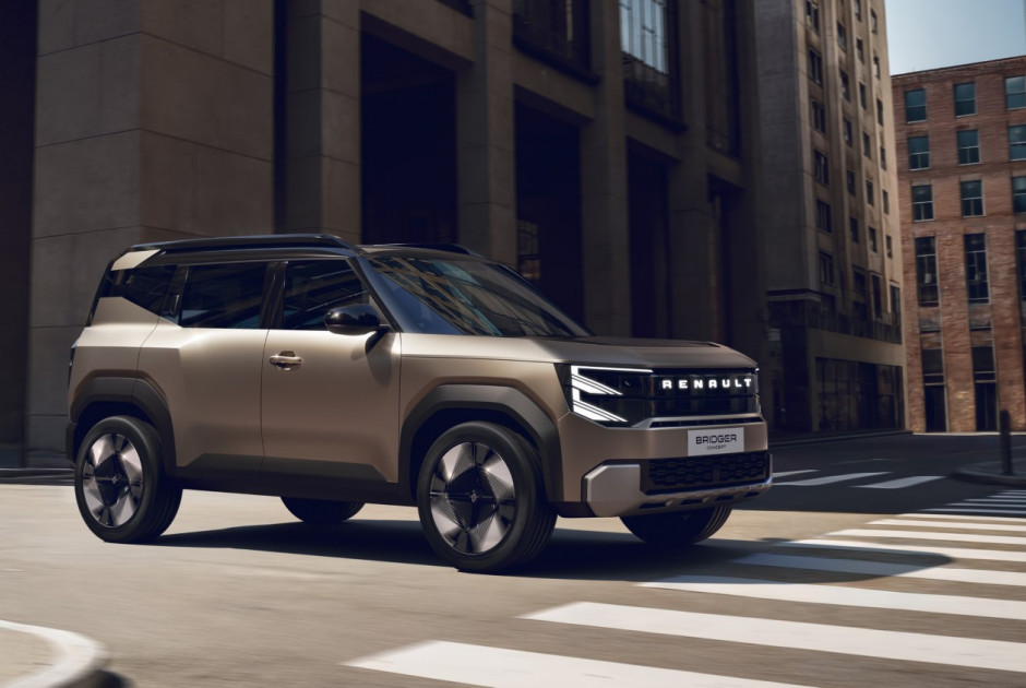 &Delta;ώ&delta;&epsilon;&kappa;&alpha; &nu;έ&alpha; &mu;&omicron;&nu;&tau;έ&lambda;&alpha; &alpha;&pi;ό &tau;&eta; Renault