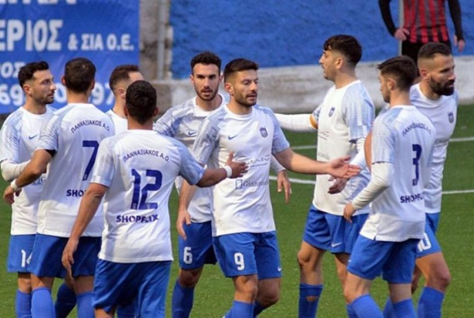 Μανωλάς-Σιόβας σήκωσαν κούπα με τον Πανναξιακό